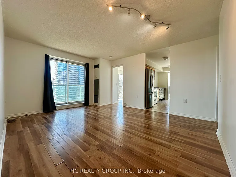 28 Olive Ave #1006 — Photo 9