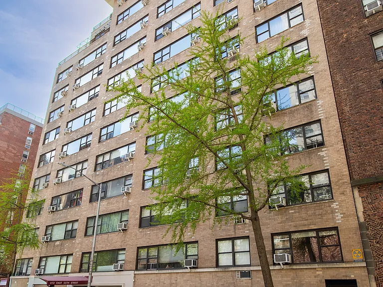 412 E 55th St #5E — Photo 13