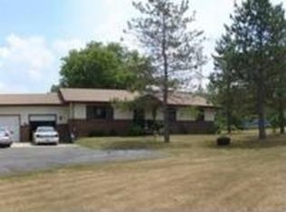 5674 Lake Pleasant Rd, North Branch, MI 48461