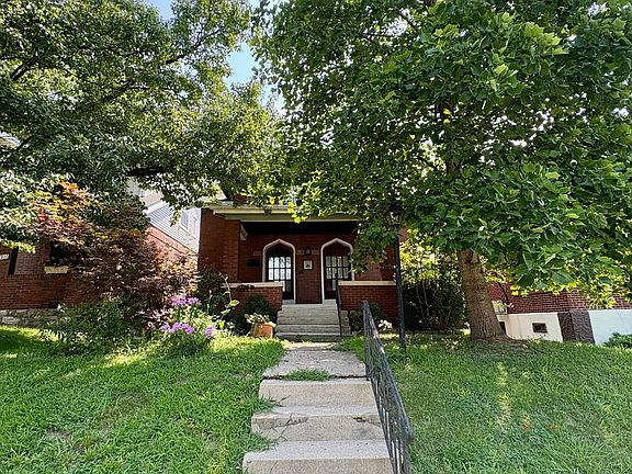2nd image of 1912 McCausland Ave