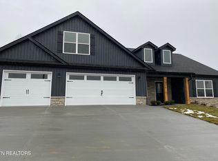 3246 Lobetti Rd, Knoxville, TN 37931