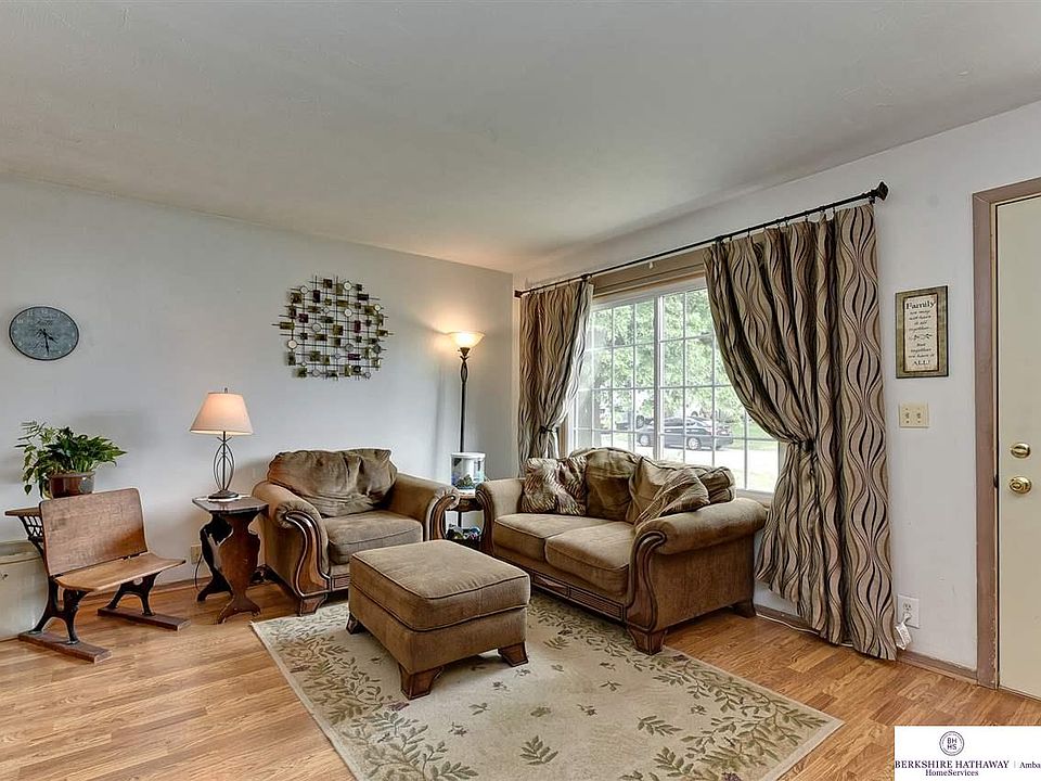 1st image of 4104 Bartmann Dr