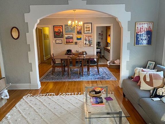 5th image of 5-3530 Harriet Ave S #5