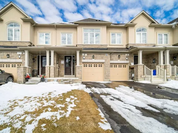 33 Talence Dr, Hamilton, ON L8J 0L2