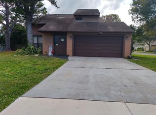 165 Lake Shore Dr W, Palm Harbor, FL 34684