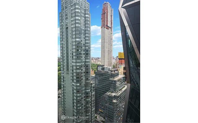 Rented by Douglas Elliman | media 55