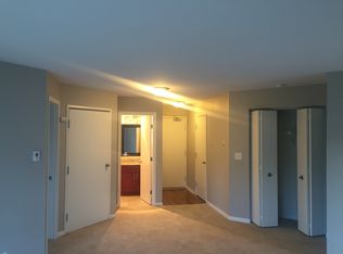 2724 N Buffalo Grove Rd APT 308, Arlington Heights, IL 60004