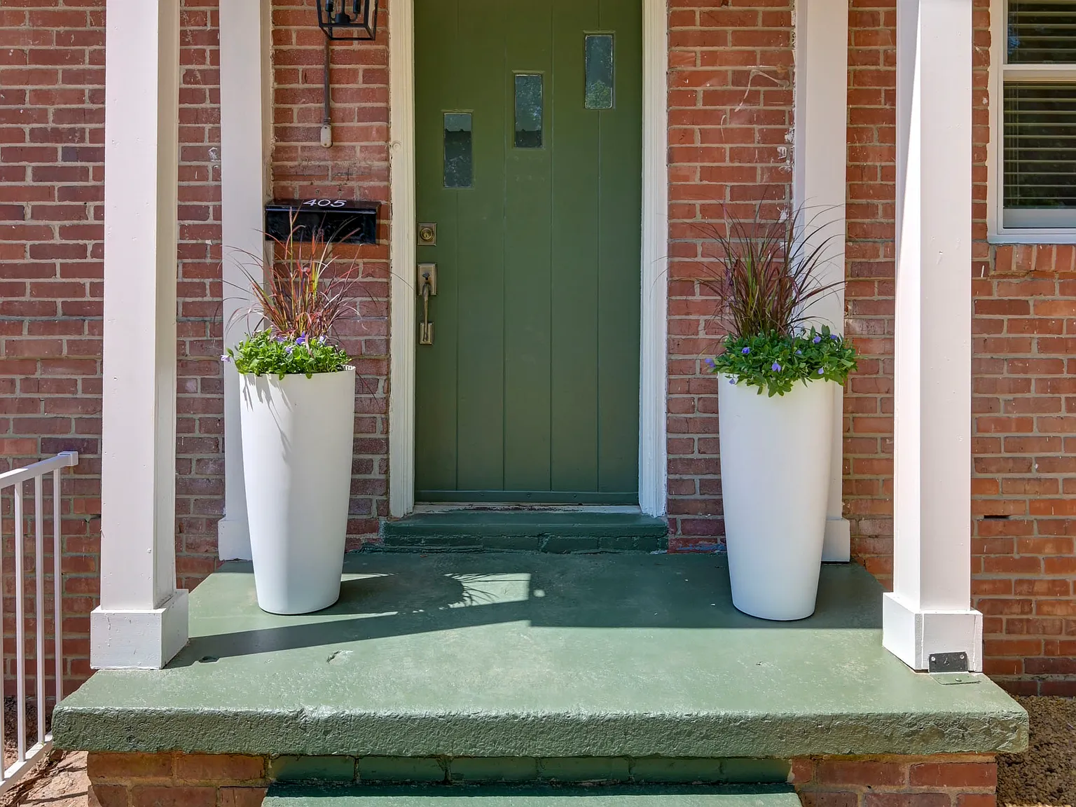6 bed, 1900 sqft, $7,800 — Photo 4