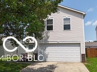 80 Winterwood Dr, Greenwood, IN