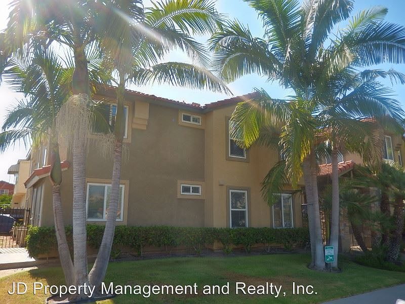 1st image of 4222 Menlo Ave Unit 28