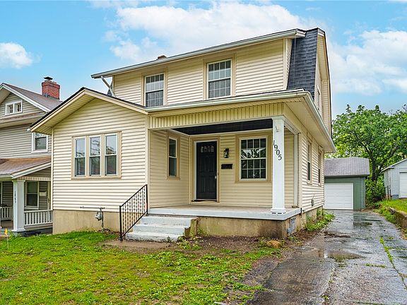 2nd image of 1905 Emerson Ave