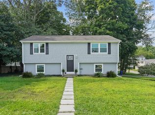 7 Curry Pl, Warwick, RI 02889
