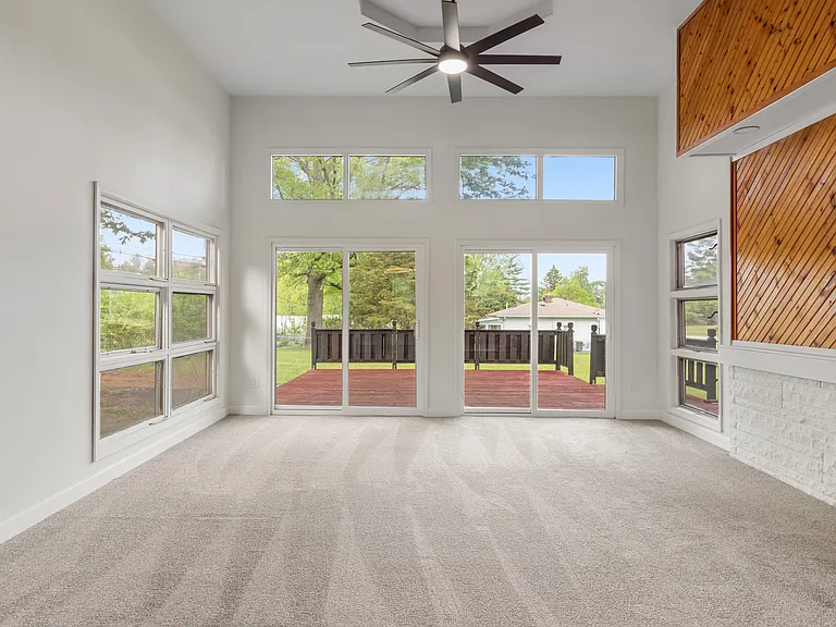 3544 Tulip Dr — Photo 18