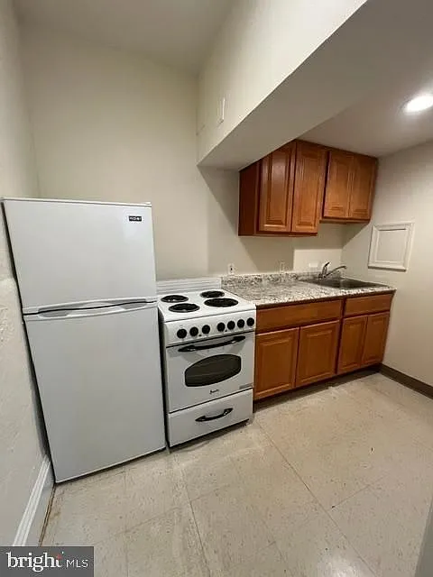 Studio, 500 sqft, $1,008 — Photo 4