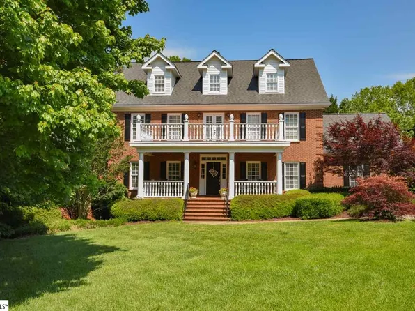 10 Hitchcock Ln, Greenville, SC 29615