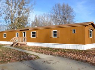 500 Dover Dr, Bismarck, ND 58504