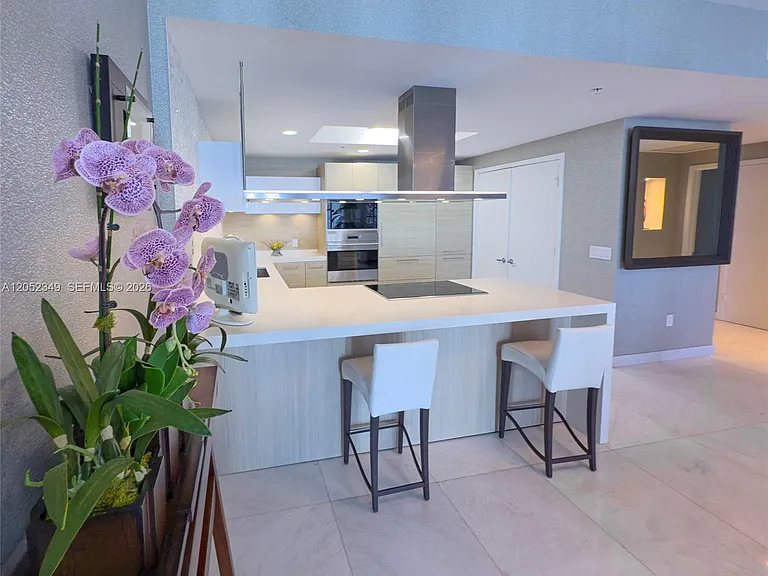 17111 Biscayne Blvd #1705 — Photo 15