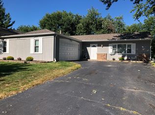 313 Lancelot Way, Bolingbrook, IL 60440