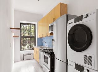 225 E 12th St APT 3B, New York, NY 10003