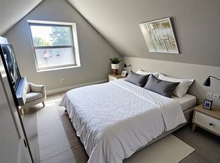 3134 S Racine Ave, Chicago, IL 60608