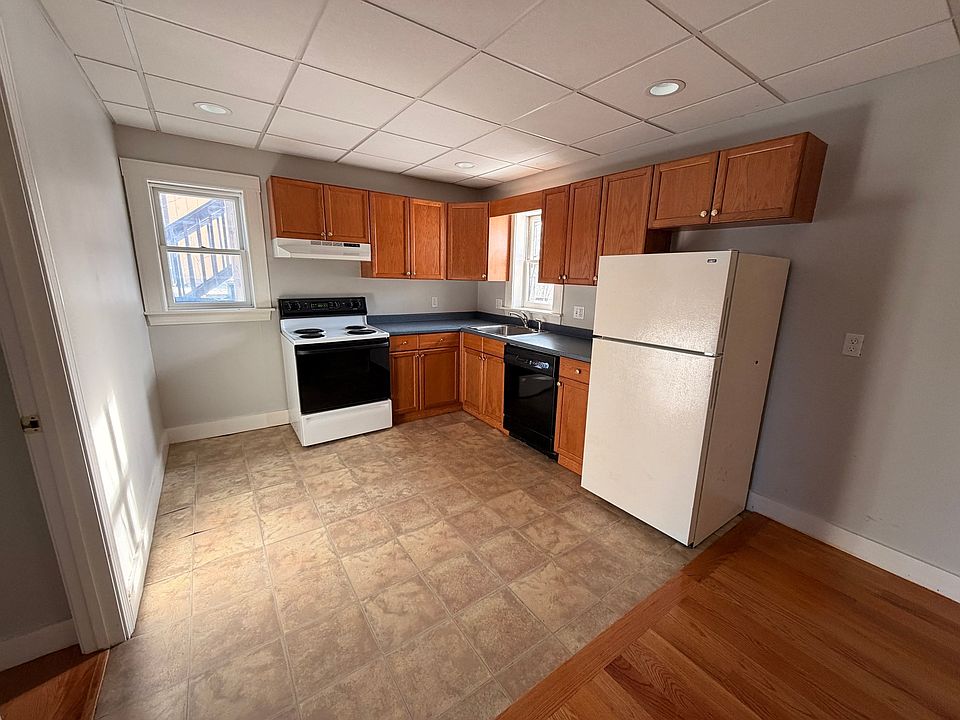 2nd image of 62 Rogers St #1