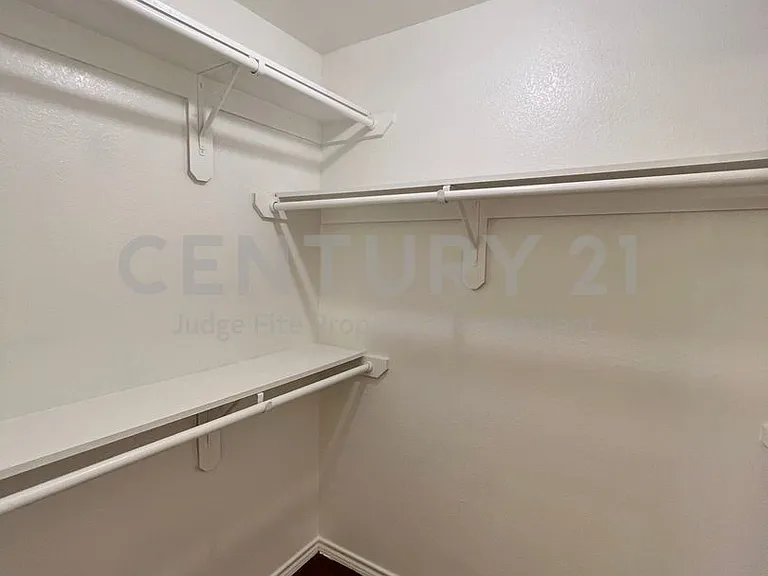 120 Sunburst Ct — Photo 13