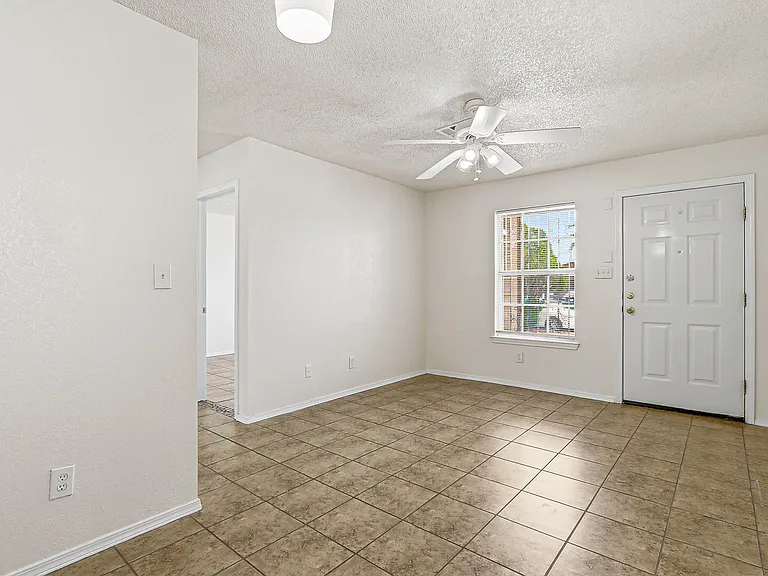 12320 Robert Dahl Dr — Photo 9