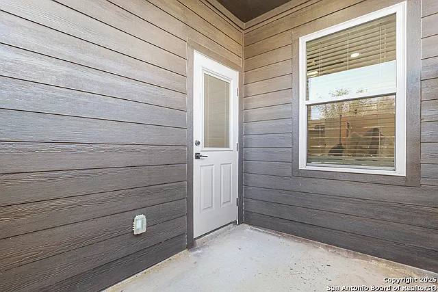 1021 S Hackberry #202 — Photo 21