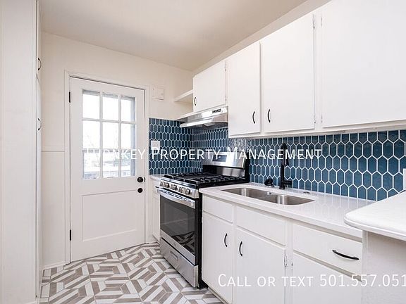 2nd image of 619 Sherman St