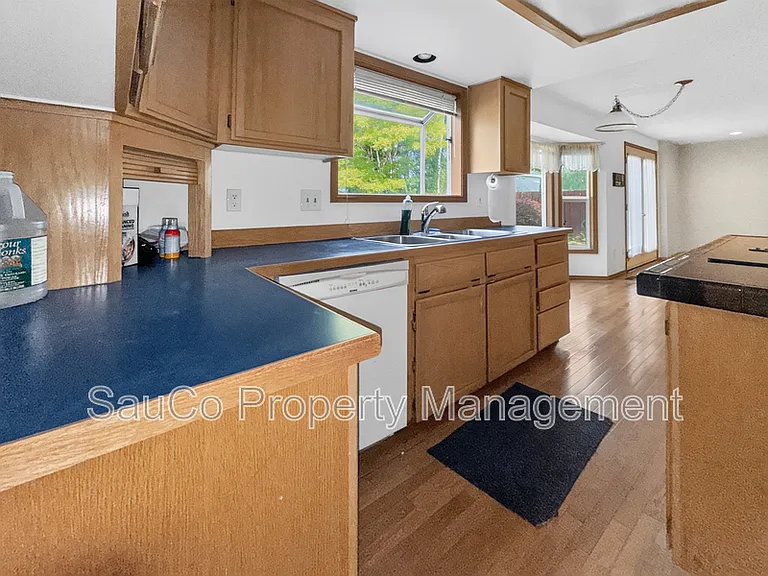 1587 NE 57th Ave — Photo 13