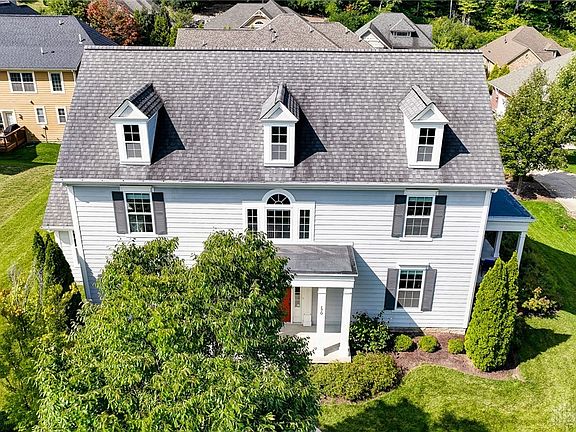 4th image of 170 Pointe Oakwood Way
