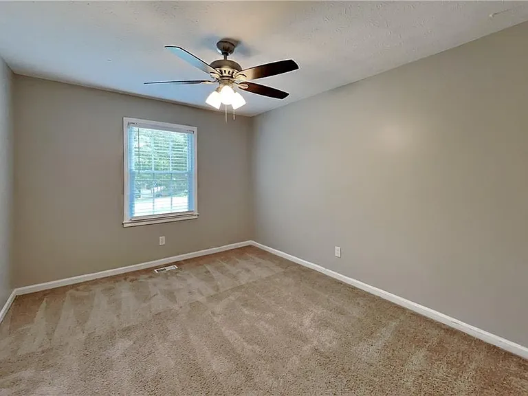 1746 Charrington Way — Photo 13