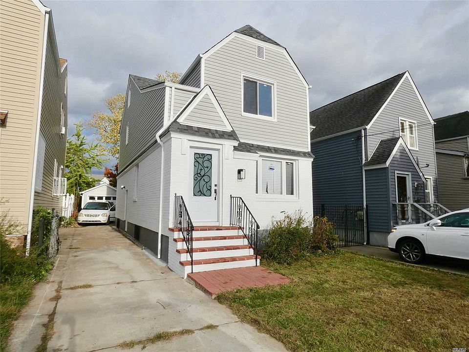 1st image of 89-15 210th Pl