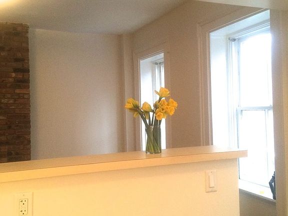 4th image of 22 Charles St APT 3A