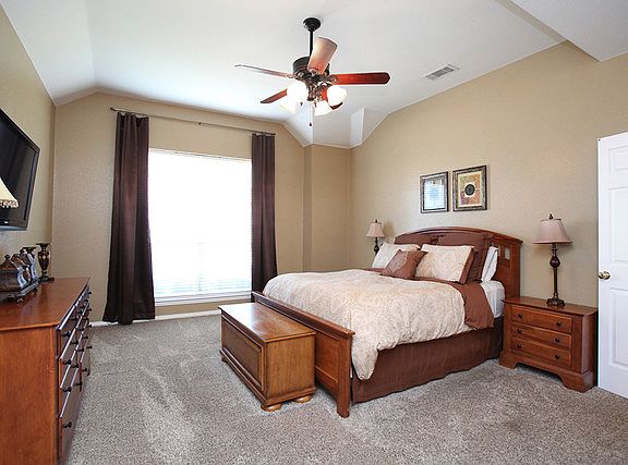 4th image of 1482 Forest Oaks Ct