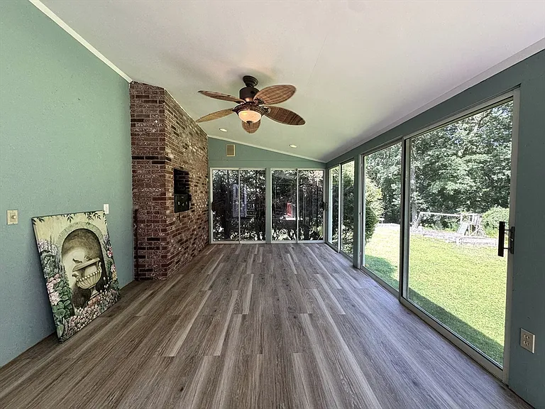 61 Carlton Ln #1 — Photo 31