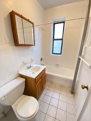 Rented by Contact Realty | media 22