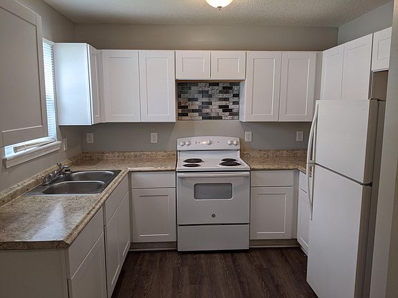 2nd image of 1736 W 27th St
