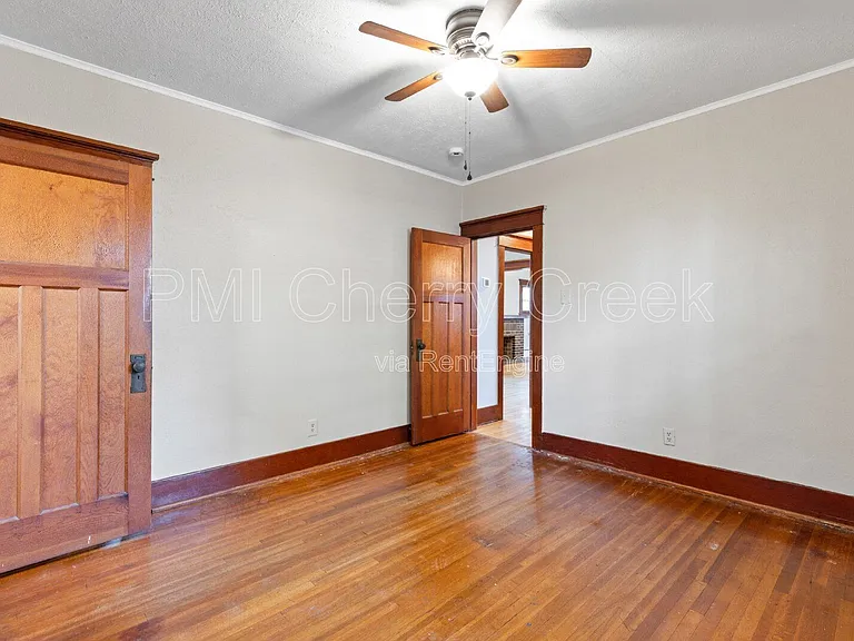 4360 Winona Ct — Photo 12