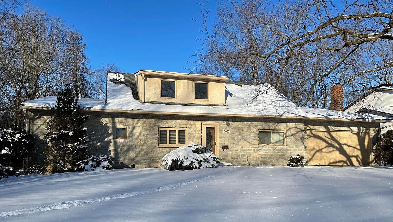 3057 Avalon Rd photo 1