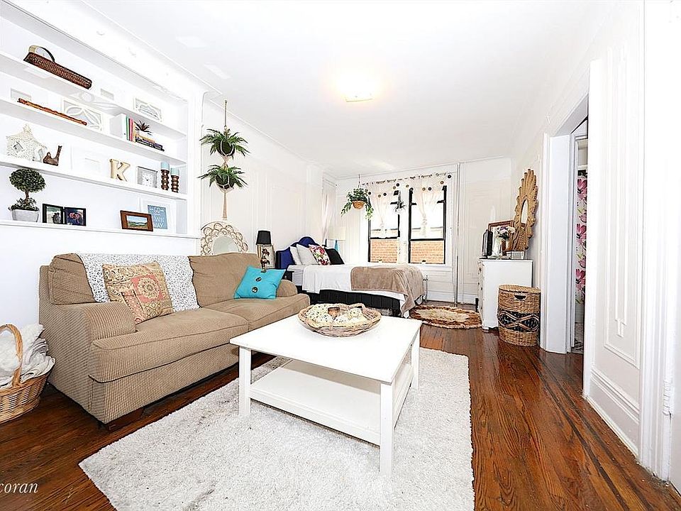 1st image of 3056 30th St APT 2F