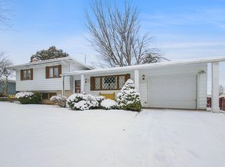 2327 Ribourde Dr, South Bend, IN 46628