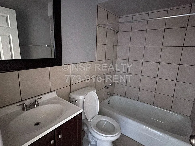 5820-3 N Sheridan Rd #503 — Photo 2