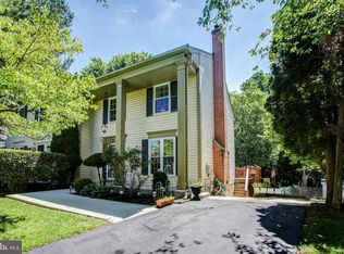 228 Perrywinkle Ln, Gaithersburg, MD 20878