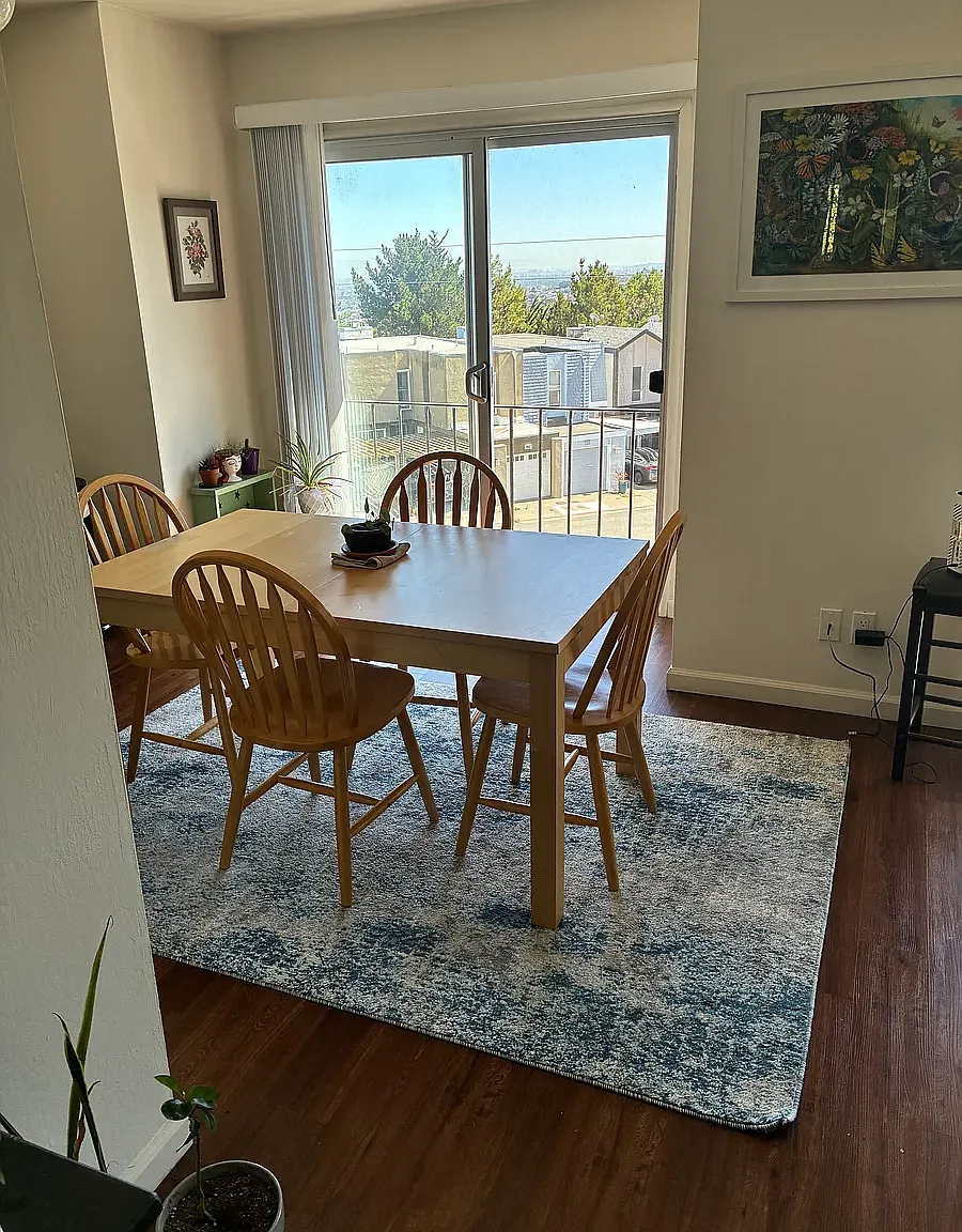 2 bed, 1025 sqft, $3,100 — Photo 1
