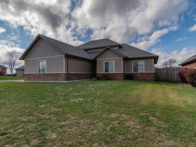 1527 S Natchez Rd, Republic, MO, 65738