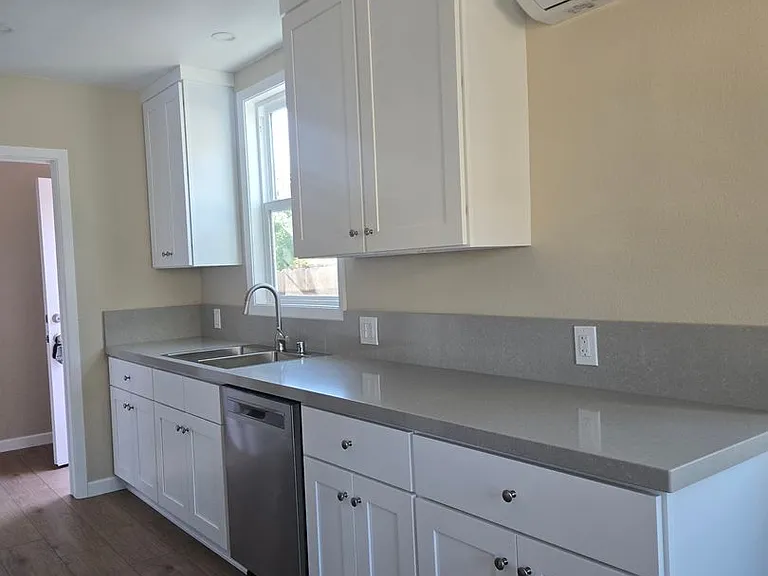 6030 Colonial Dr — Photo 14