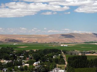 2560 Falconcrest Loop, Richland, WA 99352