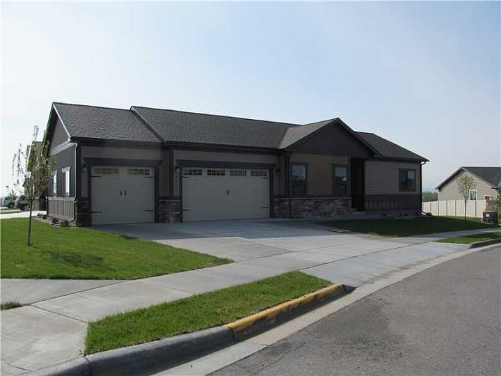 1st image of 3021 Golden Acres Dr