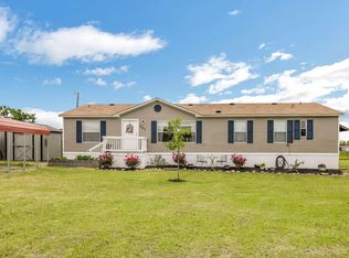 327 Lone Tree Ln, Decatur, TX 76234